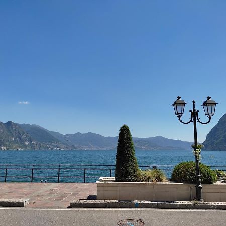 Iseolakerental - La Filandina Riva di Solto Bagian luar foto